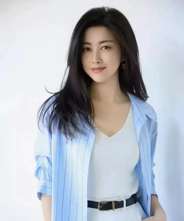 朱珠凭《蜜语纪》许蜜语角色重塑都市女性叙事：现场图