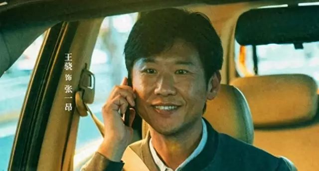 《罪无可逃》开播6集零宣发登顶热度榜，冷色调短剧引发专业圈层讨论：情报图